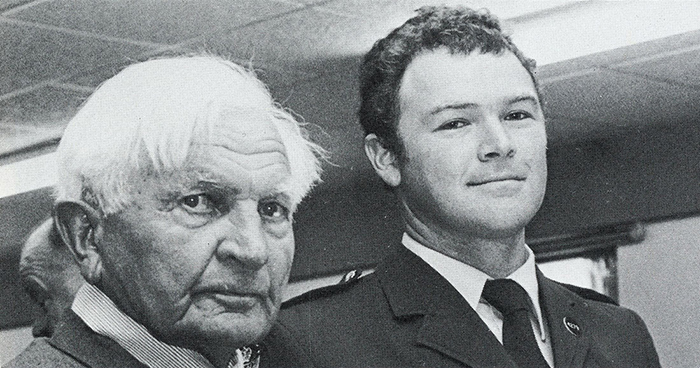 Mark with Charles Upham VC after becoming the second person to receive the Upham Award for Bravery, for his heroics on the Wellington Hospital roof.
