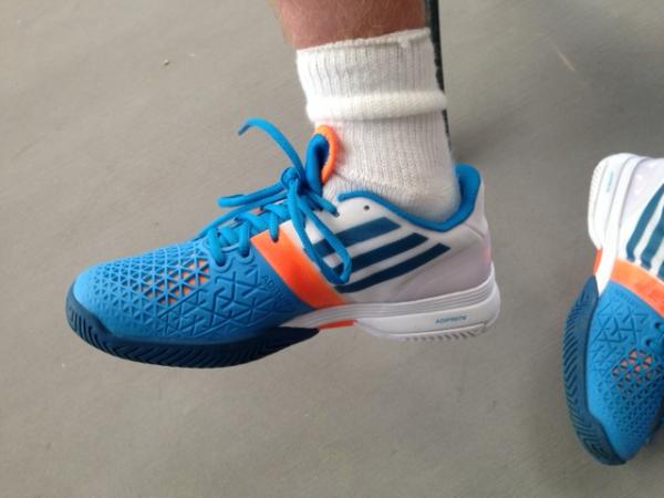 The instep of the missing Australian's shoes