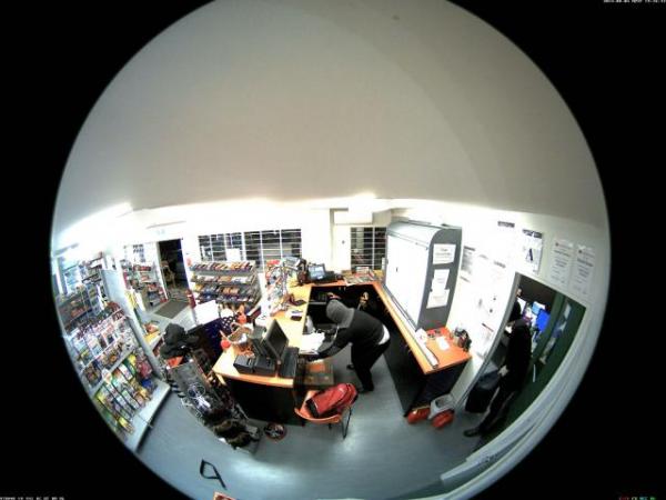 store1
