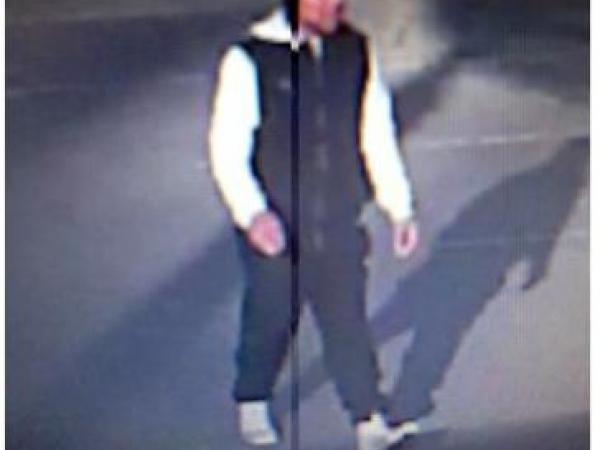 Do you recognise this man? If so, Hamilton Police want to speak to you