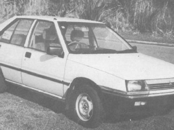 Photo of similar 1985 model white Mitsubishi Mirage GLX Saloon