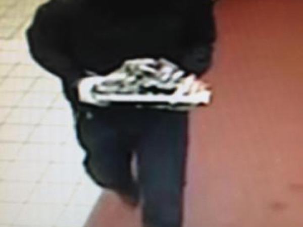 Do you know who this is? Call Auckland City Police on 09 302 6557