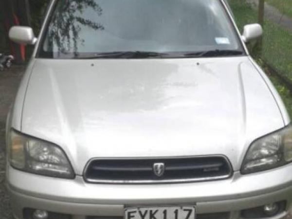 The car the offender is believed travelling in