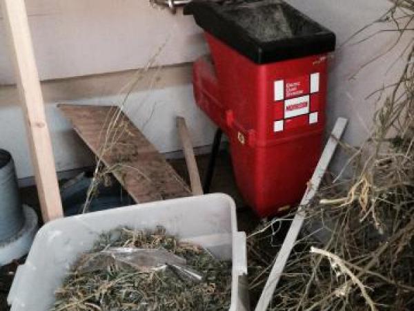 Commercial shredder for the stalks 