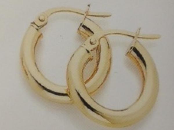 Jewellery stolen from Bezett’s Jewellery on George St at 5.40am, Monday 6 July 2015