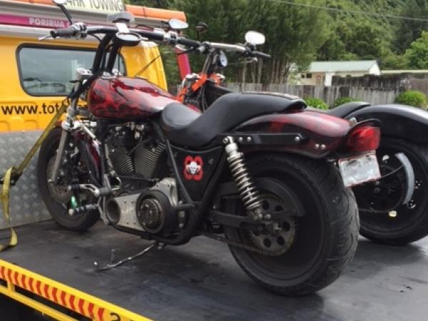 Motorcycles are seized by Police