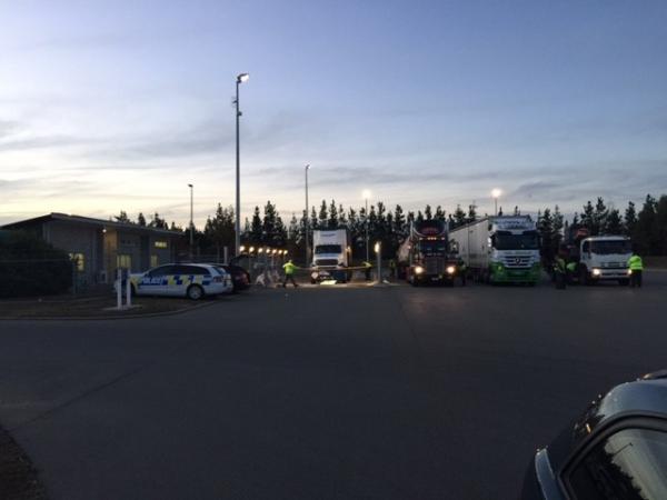 New Zealand Police checking heavy motor vehicles in Glasnevin, North Canterbury.