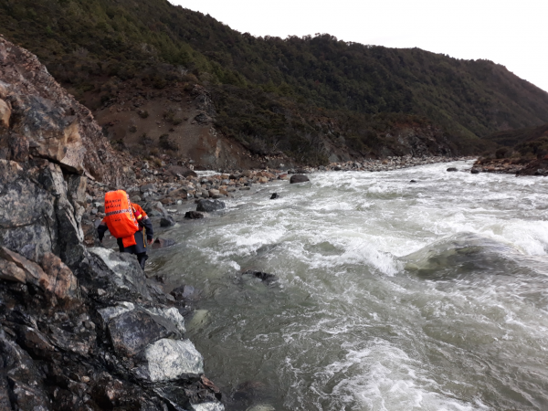 LandSAR team prepare to cross the river