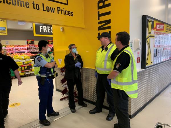 Dunedin AVSEC and Police staff on reassurance checks in Southern District