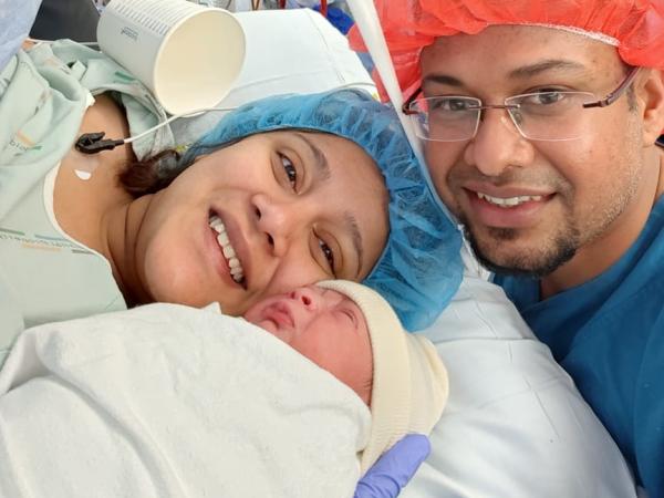 Police assisted in the arrival of baby Aarav.