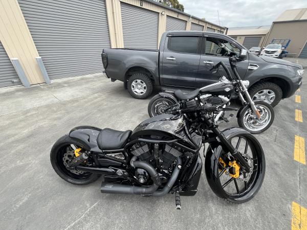Vehicles seized in search warrant, Whanganui