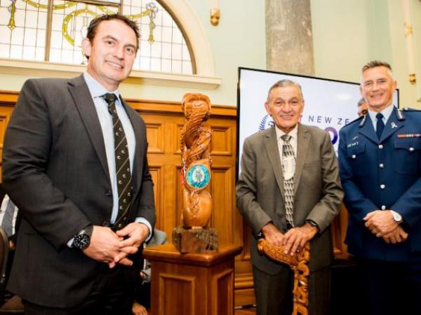 Police Minister Stuart Nash, King Tūheitia Paki and Commissioner Mike Bush with Te Pae Oranga pou.