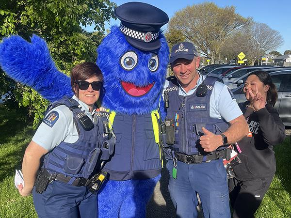Constables Char and Allan - and Bluey!