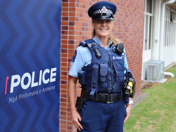 Lynda Perry has become the oldest 'new' constable in the history of the Royal New Zealand Police College.