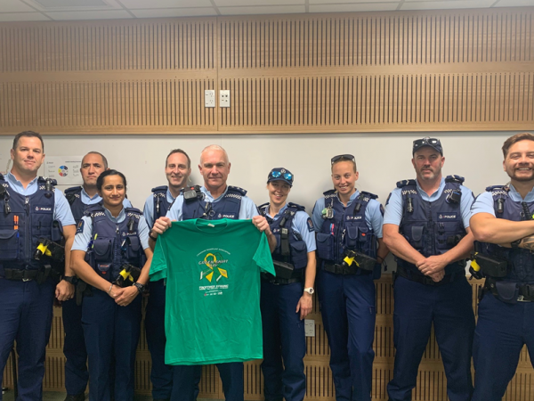 Inspector Lincoln Sycamore and Hawke's Bay staff with the 2022 Green Shirt.