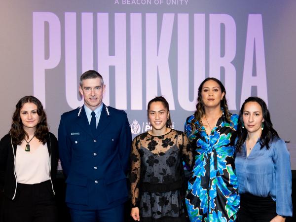 The wāhine with Commissioner Coster...