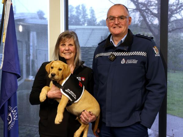 Hogan with K9 Medical Detection NZ CEO Pauline Blomfield and Inspector Todd Southall.