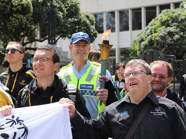 LETR parade enters the grounds of Parliament