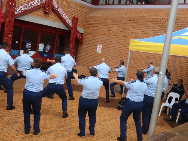 A rousing haka was performed to the tomokanga.