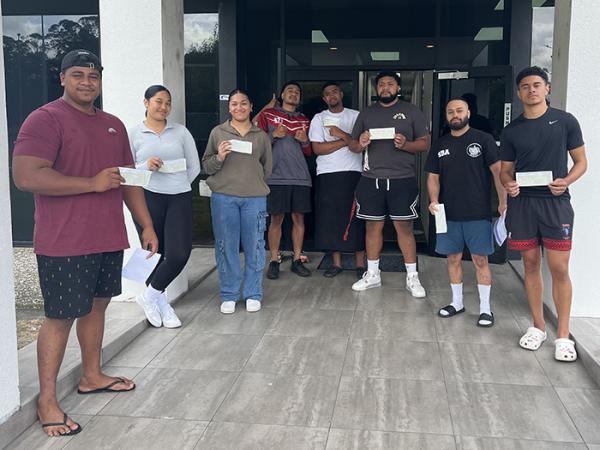Participants with their learner licences.