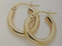 Jewellery stolen from Bezett’s Jewellery on George St at 5.40am, Monday 6 July 2015