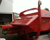 2004.  Bright red 4.9m sprint, aluminium